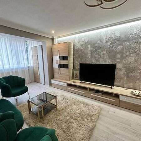 Stylish Apartment In Dambu Târgu-Mureş Exteriér fotografie